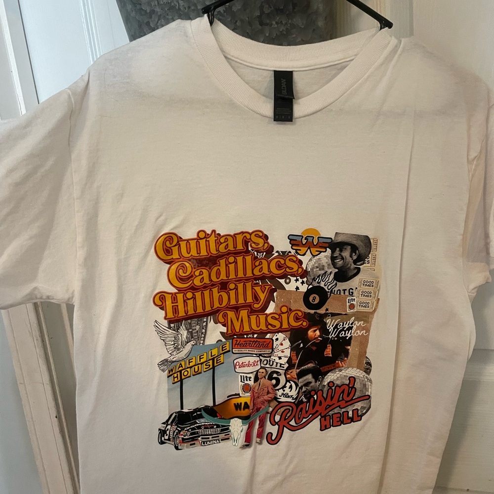 Western Graphic Tee New Medium